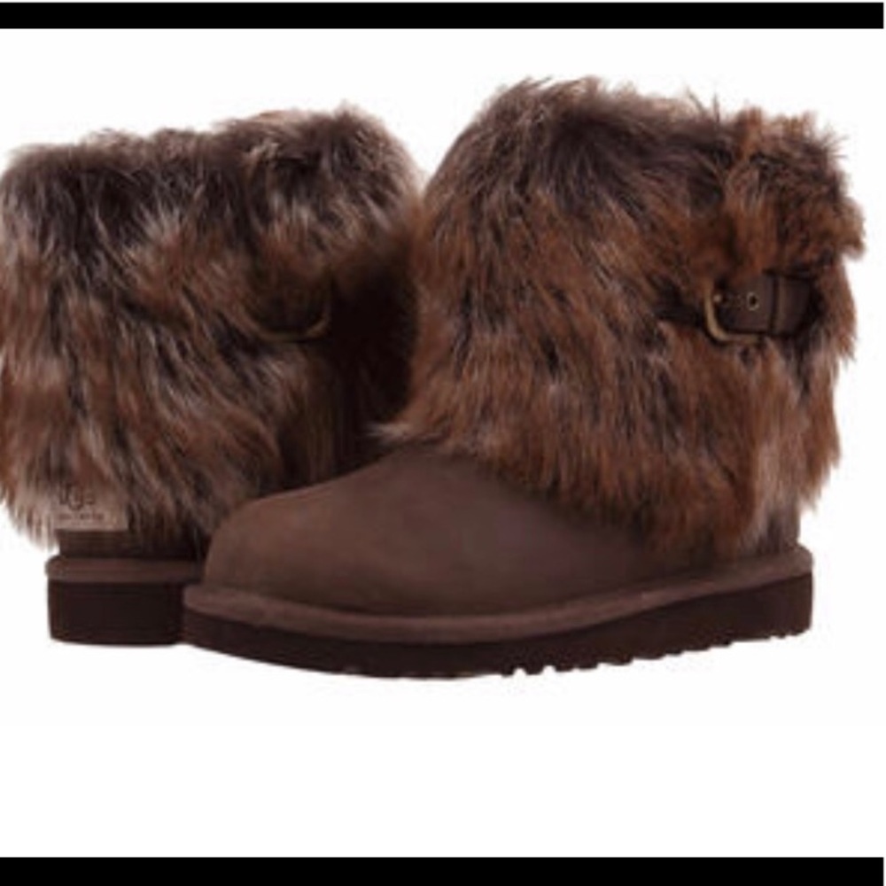 Ugg Ellie boot with fur